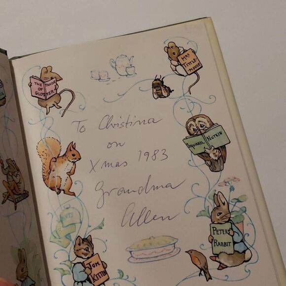 Pocket Book by Beatrix Potter titled The Tale of Peter Rabbit - Picture 4 of 5